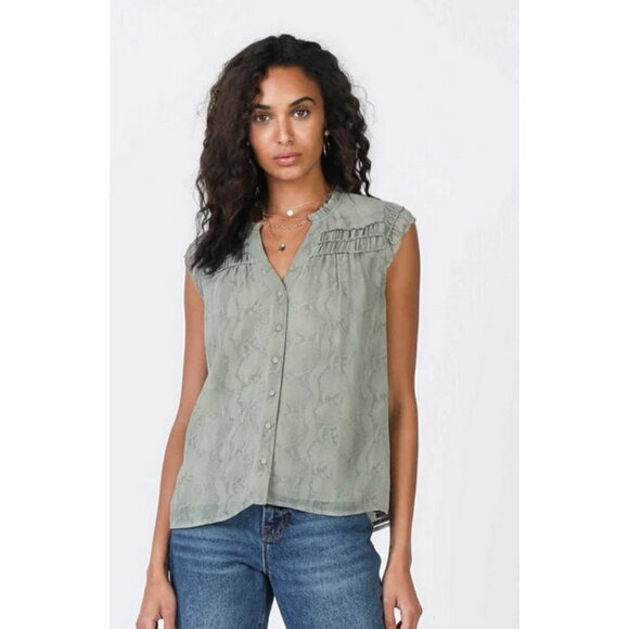 💕CURRENT AIR💕 Button Down Sleeveless Blouse Python Snakeskin Print Medium NWT - Picture 2 of 12